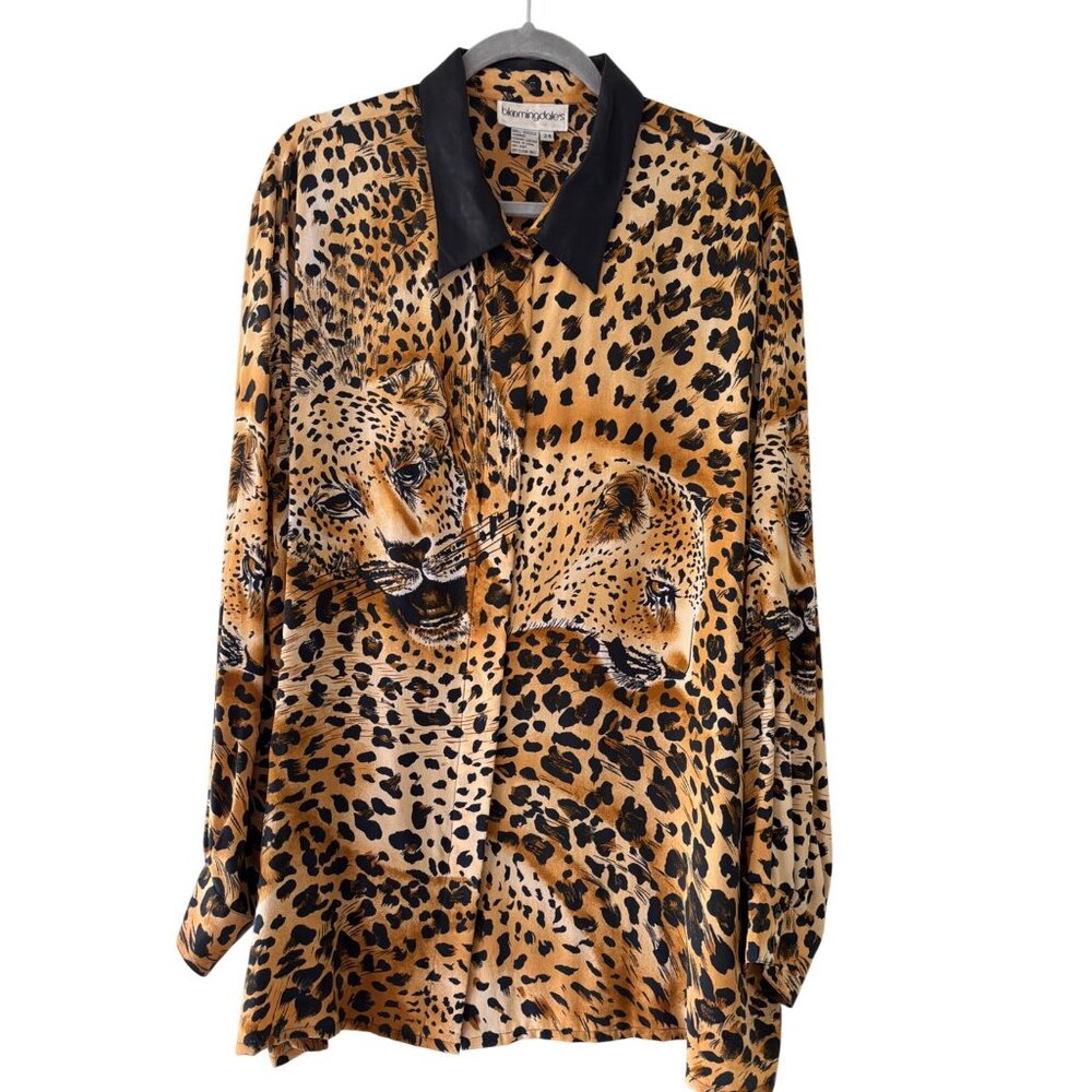 Bloomingdales Womens Silk Cheetah Print Button-Up Shirt Genuine Leather Collar